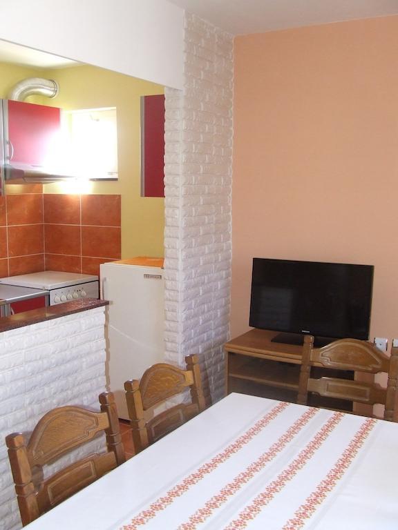 Apartment Singa زادار الغرفة الصورة